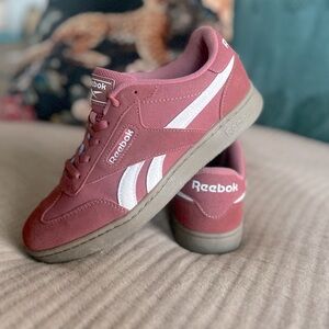 Reebok sunset rose